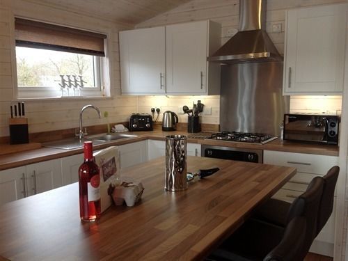 Cleveley Mere Luxury Waterside Lodges Scorton  Bagian luar foto